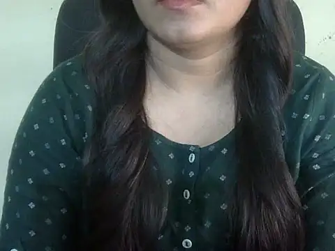 Snapshot of Aanya_Hazel chatting on October 31, 1:56 pm Aanya Hazel online show from October 31, 1:56 pm