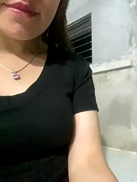 Snapshot of Pyy07 chatting on October 19, 1:12 pm Pyy07 online show from October 19, 1:12 pm