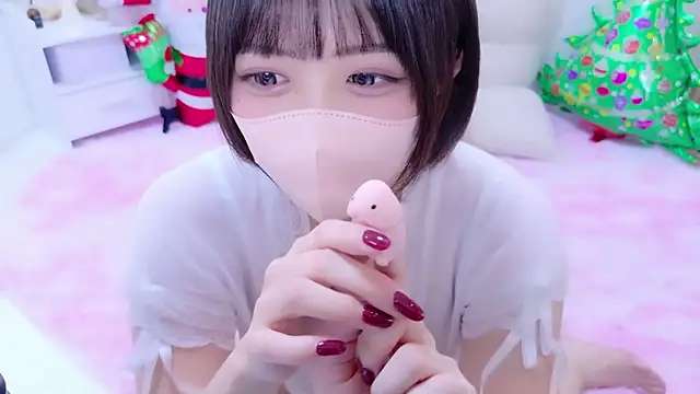 Hinata Sun online show from December 21, 9:55 pm