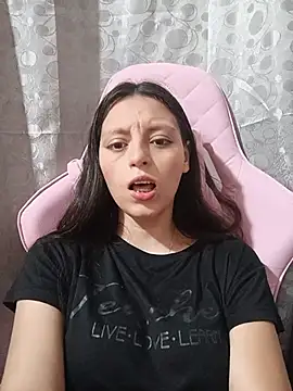 Snapshot of Lahila_ chatting on July 7, 3:38 pm Lahila online show from July 7, 3:38 pm