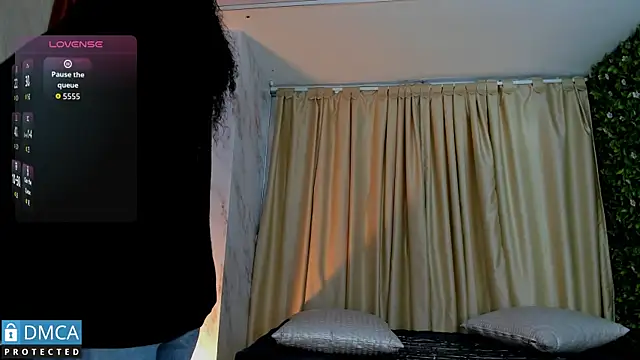 Kiara Zahiri   online show from September 19, 11:11 am