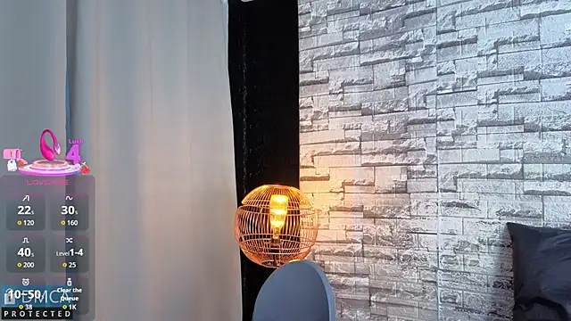 Kiara Zahiri   online show from November 24, 10:59 am