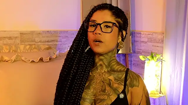 xbigpeach online show from June 11, 2:53 am