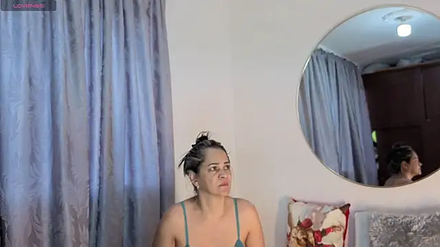 mariangellive online show from January 18, 10:24 pm