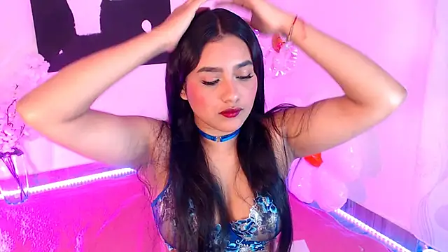 Snapshot of Sami-Queen chatting on June 22, 7:11 pm Sami-Queen online show from June 22, 7:11 pm