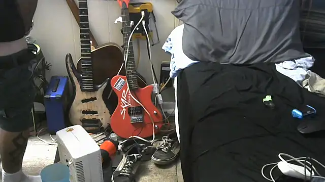 Snapshot of crassanova chatting on July 30, 1:32 pm crassanova online show from July 30, 1:32 pm