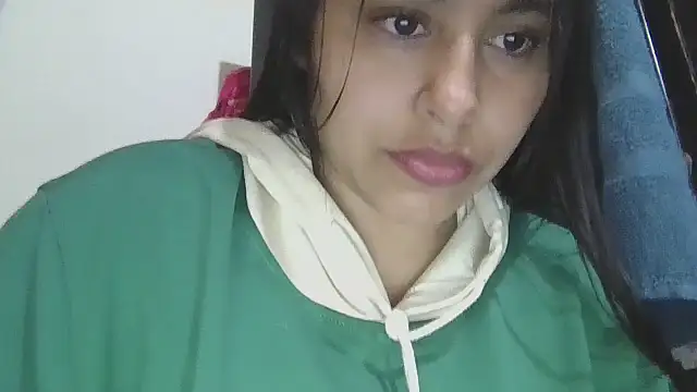 Snapshot of zairabreze chatting on December 2, 4:57 pm zairabreze online show from December 2, 4:57 pm