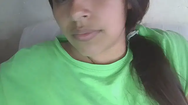 Snapshot of zairabreze chatting on December 15, 9:30 pm zairabreze online show from December 15, 9:30 pm