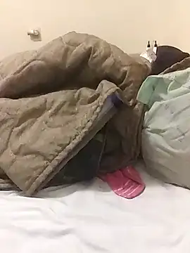 Snapshot of APornPretty1 chatting on November 2, 9:00 am APornPretty1 online show from November 2, 9:00 am