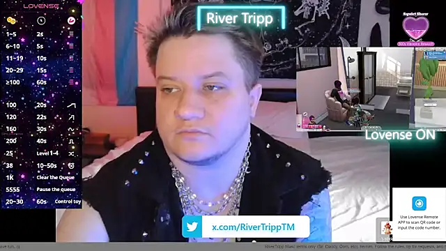 Snapshot of RiverTripp chatting on June 5, 1:34 am RiverTripp online show from June 5, 1:34 am