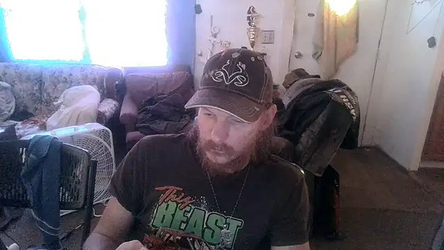 Snapshot of Poundtown1226 chatting on September 16, 7:26 pm Poundtown1226 online show from September 16, 7:26 pm