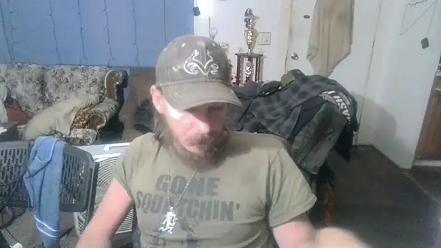 Snapshot of Poundtown1226 chatting on September 20, 3:29 am Poundtown1226 online show from September 20, 3:29 am