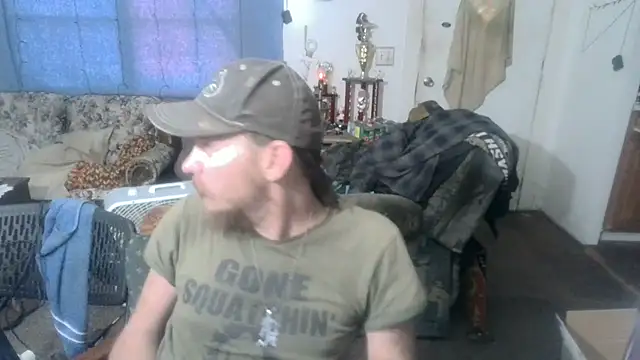 Snapshot of Poundtown1226 chatting on September 21, 11:17 pm Poundtown1226 online show from September 21, 11:17 pm
