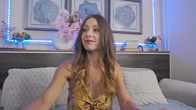 MuseDollX online show from September 14, 6:40 pm