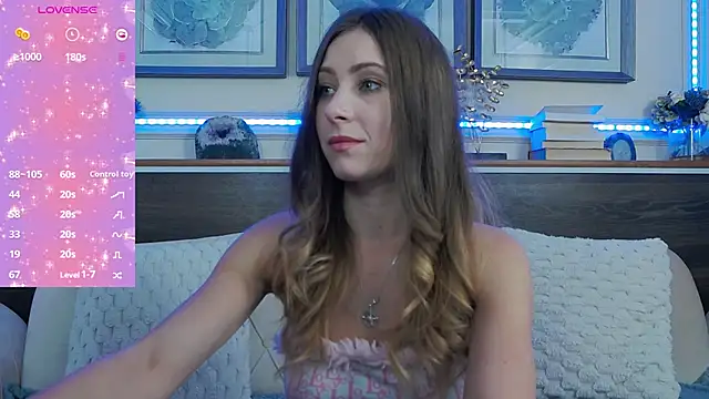 MuseDollX online show from October 15, 7:14 pm