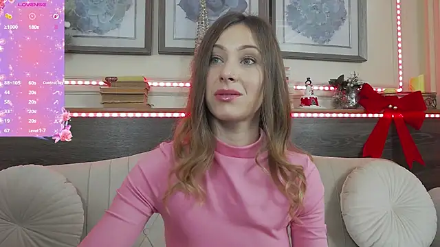 MuseDollX online show from December 5, 8:27 pm