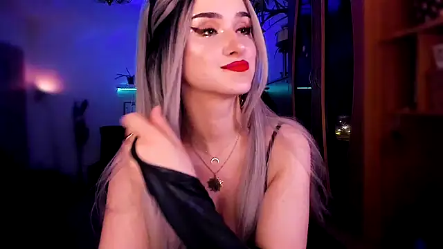 MistressJolie online show from December 22, 4:50 am