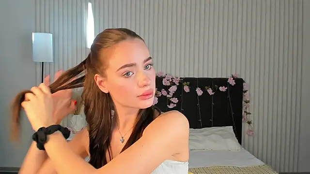 Ameli Povilain online show from October 2, 11:28 am