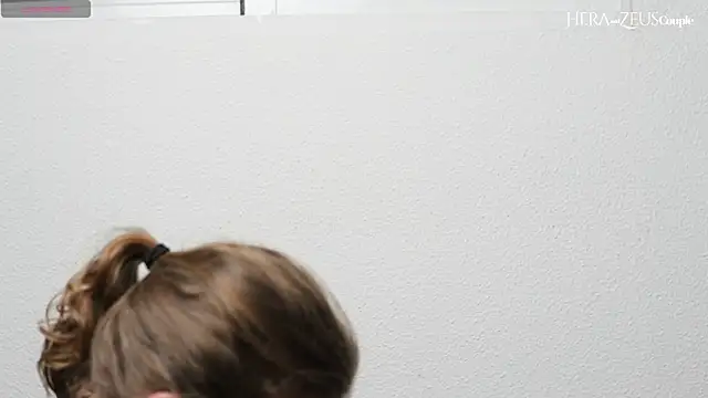 heraandzeuscouple online show from March 17, 11:52 pm