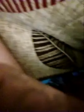 Snapshot of luisvL chatting on November 7, 8:25 am luisvL online show from November 7, 8:25 am