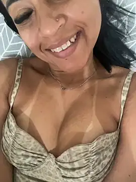 Katianesantos online show from September 28, 8:20 am