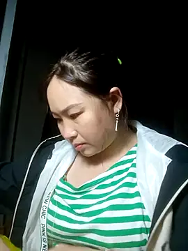 Snapshot of suki-lady chatting on November 26, 1:01 pm suki-lady online show from November 26, 1:01 pm