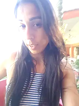 Snapshot of Lindasimpson chatting on November 2, 4:20 pm Lindasimpson online show from November 2, 4:20 pm