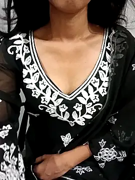 Snapshot of Daizy_Shah chatting on June 20, 2:53 pm Daizy Shah online show from June 20, 2:53 pm