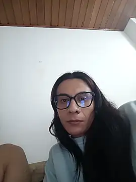imalejoromero online show from May 4, 3:57 am