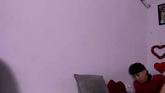 Laura and Kevin online show from March 14, 9:20 pm