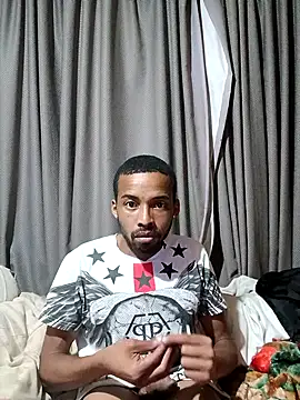 Snapshot of NBLHOTTBOYZ chatting on October 26, 2:39 am NBLHOTTBOYZ online show from October 26, 2:39 am