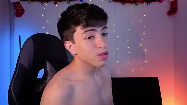 onlinenico online show from December 22, 8:06 pm