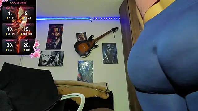 moonligth18 online show from March 2, 10:49 pm