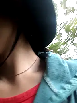 ngan-cute online show from December 2, 1:11 am