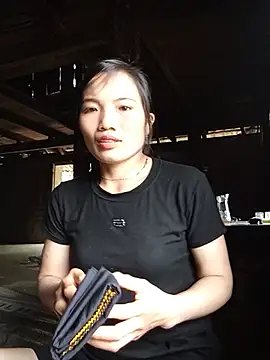 ngan-cute online show from July 18, 7:34 am
