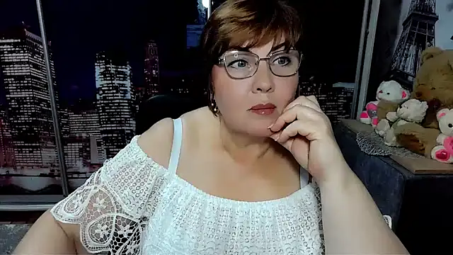 Snapshot of Bela_Lana_ chatting on April 1, 4:59 pm Bela Lana online show from April 1, 4:59 pm