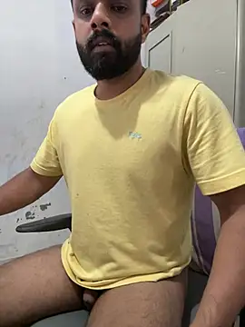 Snapshot of Vineeth3906 chatting on July 20, 10:07 am Vineeth3906 online show from July 20, 10:07 am