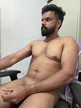 Snapshot of Vineeth3906 chatting on July 23, 6:55 am Vineeth3906 online show from July 23, 6:55 am