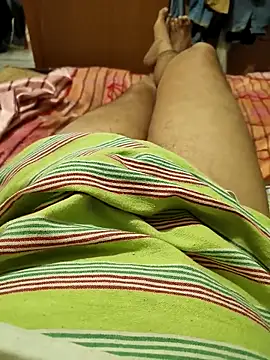 Snapshot of sakshi-44 chatting on December 23, 2:09 am sakshi-44 online show from December 23, 2:09 am