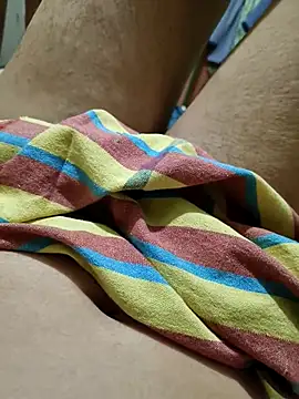 Snapshot of sakshi-44 chatting on February 20, 12:18 am sakshi-44 online show from February 20, 12:18 am