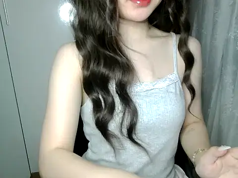 Annabelle-e online show from July 3, 7:09 pm