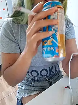 euahotmarii20 online show from November 20, 4:45 am