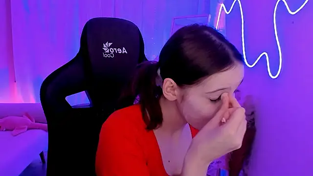 JenniferKiim online show from February 14, 8:33 am