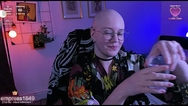 MossPrince online show from November 17, 5:41 pm