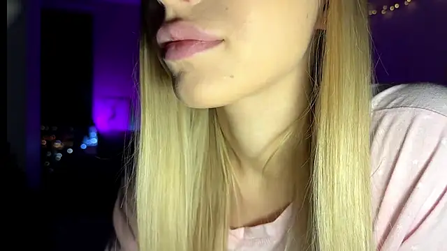 ElysiaXo online show from December 18, 10:16 pm