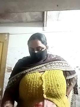 Rakhi sawant143 online show from December 3, 4:27 pm