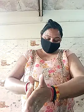 Rakhi sawant143 online show from December 4, 6:55 am