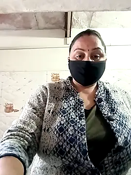 Rakhi sawant143 online show from December 14, 2:17 am