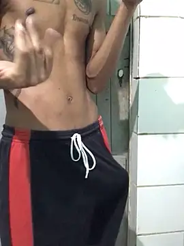 Snapshot of lcsexy45 chatting on June 8, 5:24 pm lcsexy45 online show from June 8, 5:24 pm