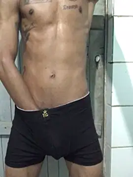 Snapshot of lcsexy45 chatting on June 20, 1:36 pm lcsexy45 online show from June 20, 1:36 pm